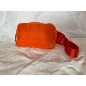 Lululemon Everywhere Belt Bag | NWT